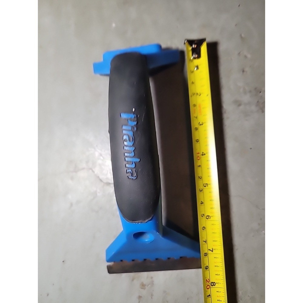 ROMAN Piranha Wallpaper Removal Scraper - Angled Steel Blade -‎ Soft Grip Tool - Picture 8 of 9